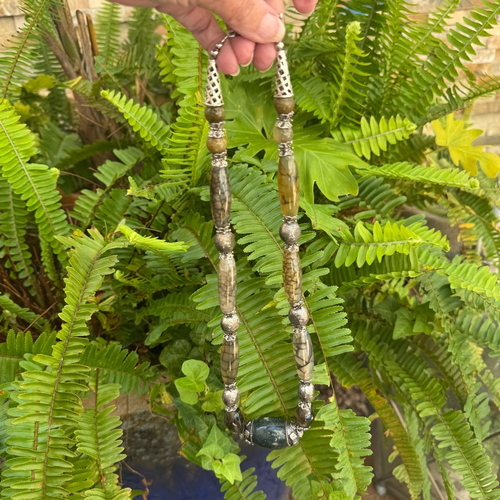 Beautiful Agate Statement Necklace - image 6